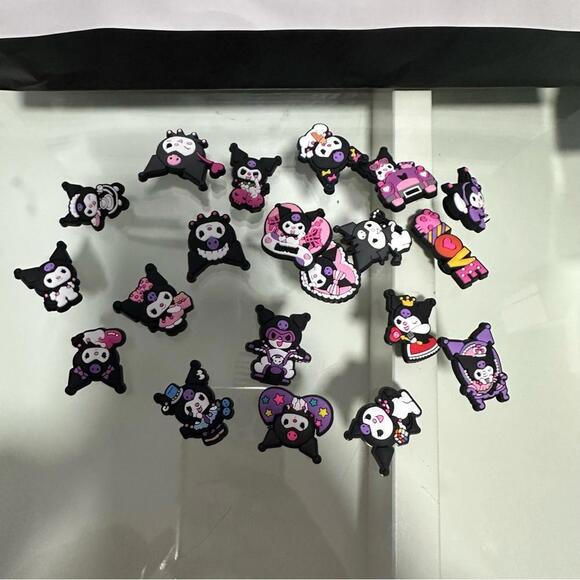 Sanrio Kuromi Clog Charms - Picture 1 of 2